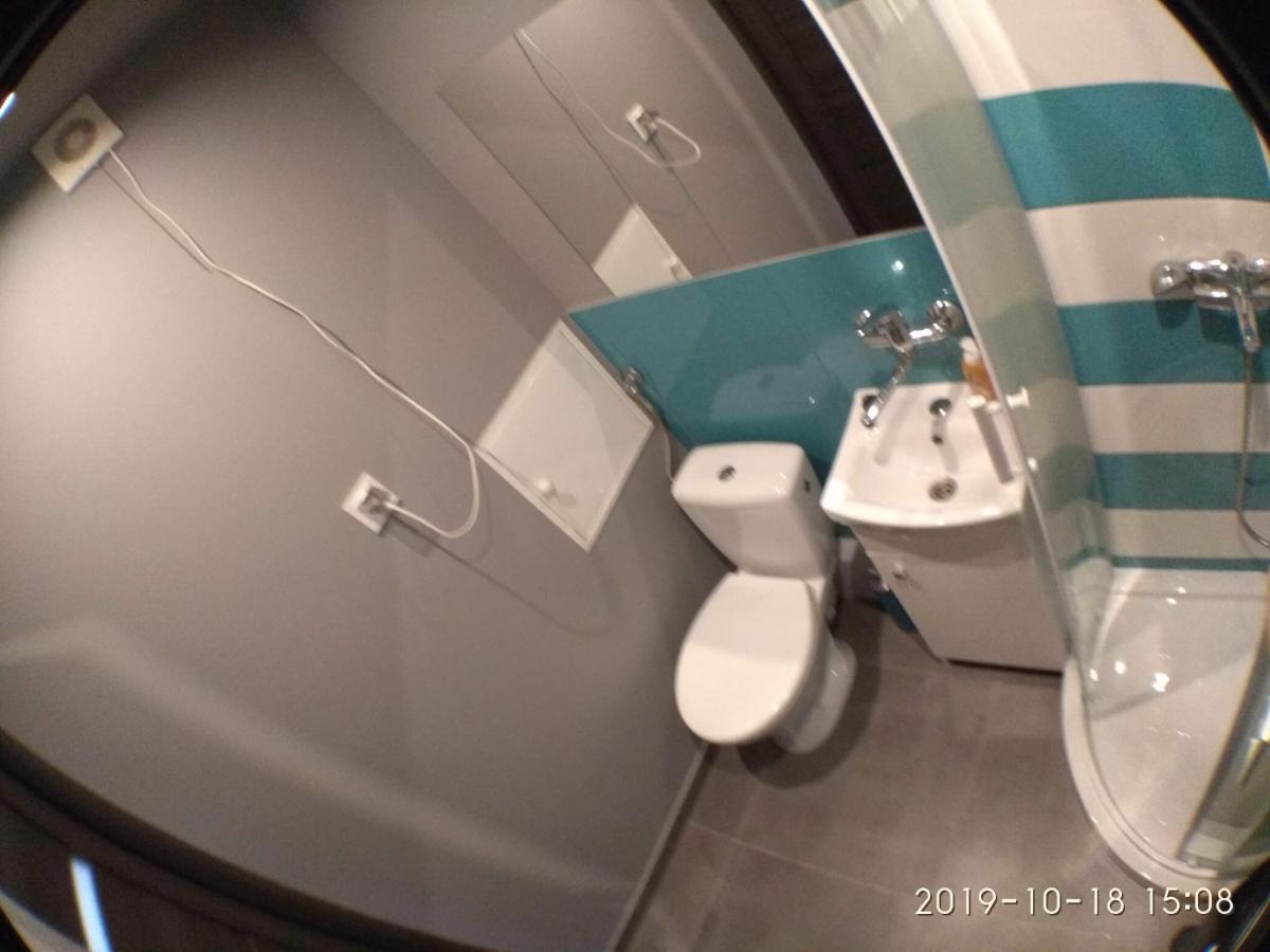 2120 Przyjazni 4 - Tanie Pokoje - Samodzielne Zameldowanie - Self Check In Poznań Buitenkant foto